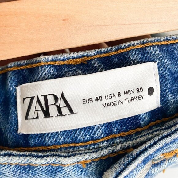 NWT  Zara The Straight Cropped Light BLue Wash Mid Waist Jeans 8 - Picture 8 of 8